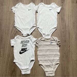 Nike Baby Shirts Summer Bundle of 4 | 6 - 9 months | White, Beige